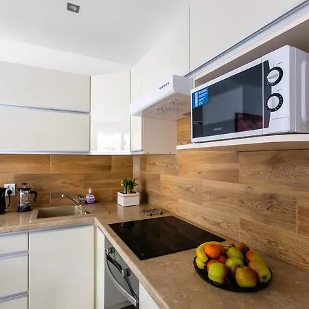 Apartament W Centrum Warszawy 公寓